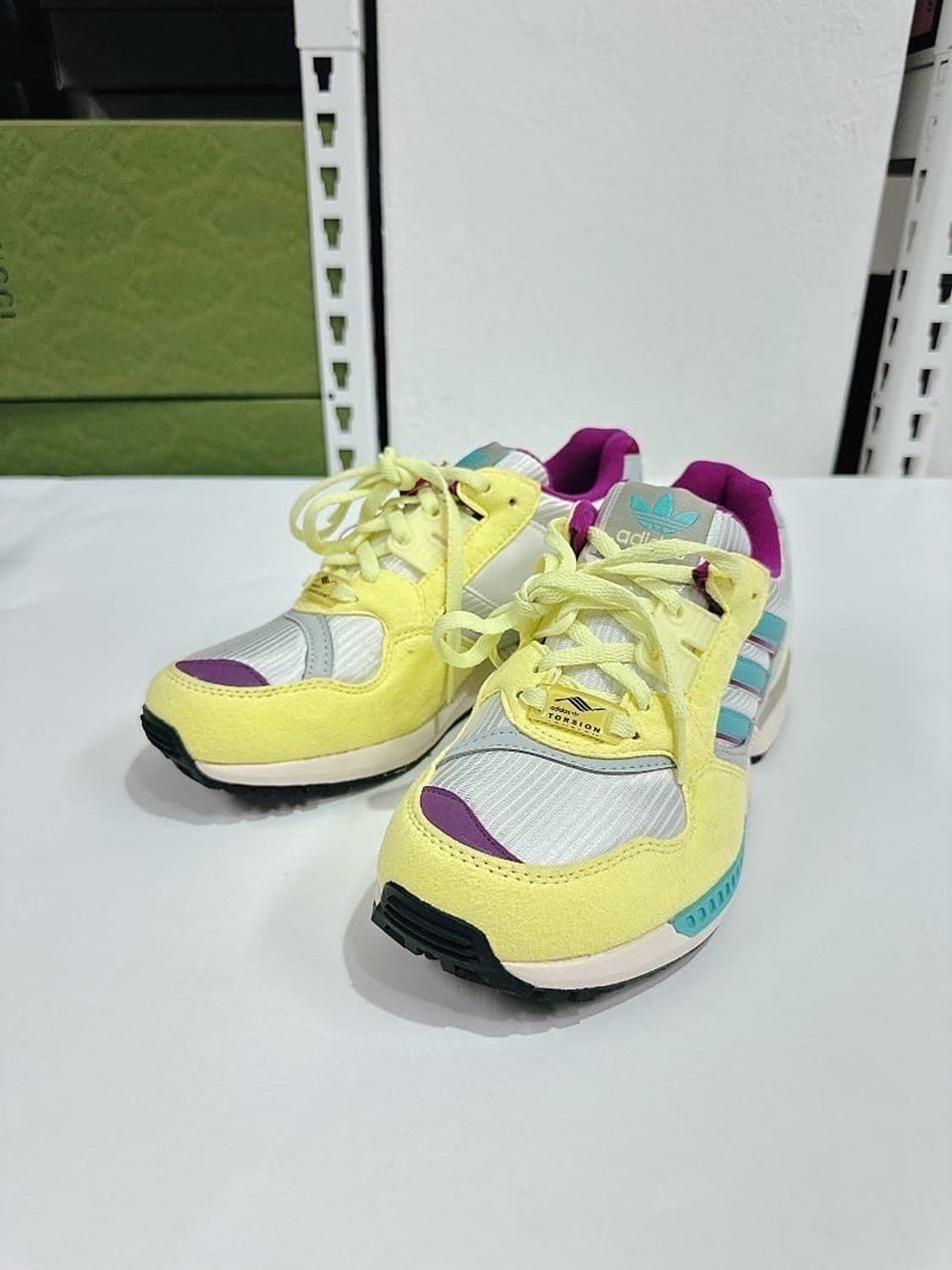 (정품/새상품) ADIDAS 아디다스 멀티컬러 컨소시엄 스니커즈 상품이미지2