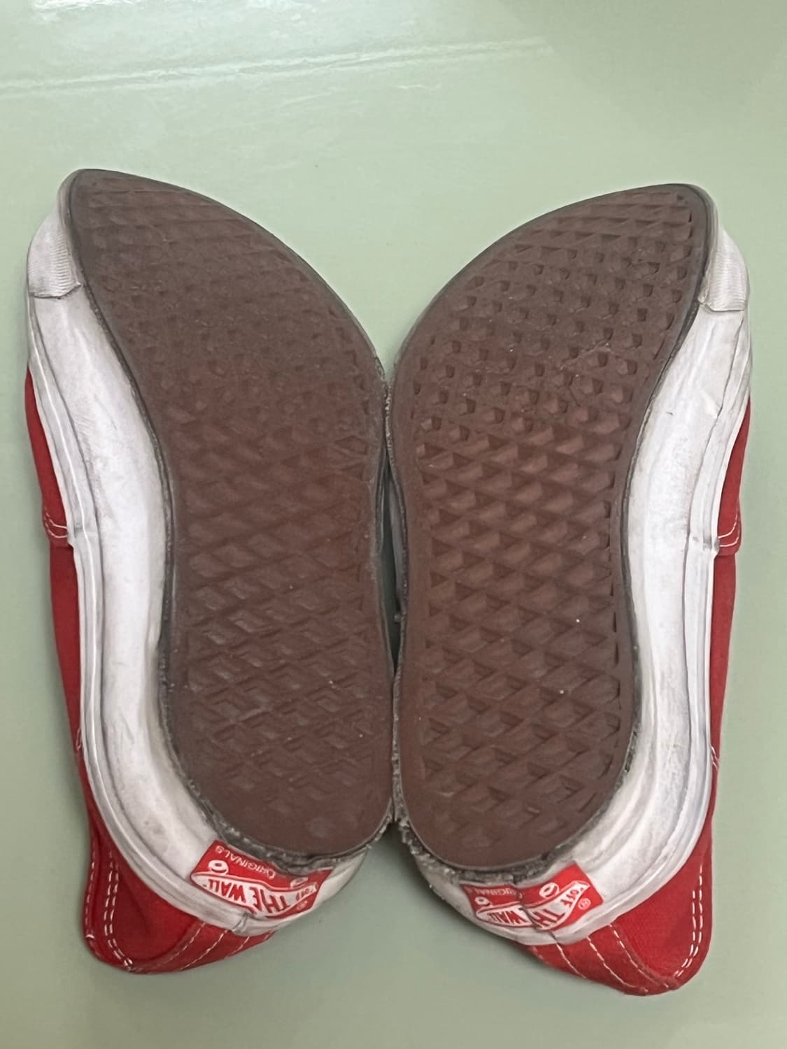 반스 어센틱 볼트 레드 260 상품이미지2