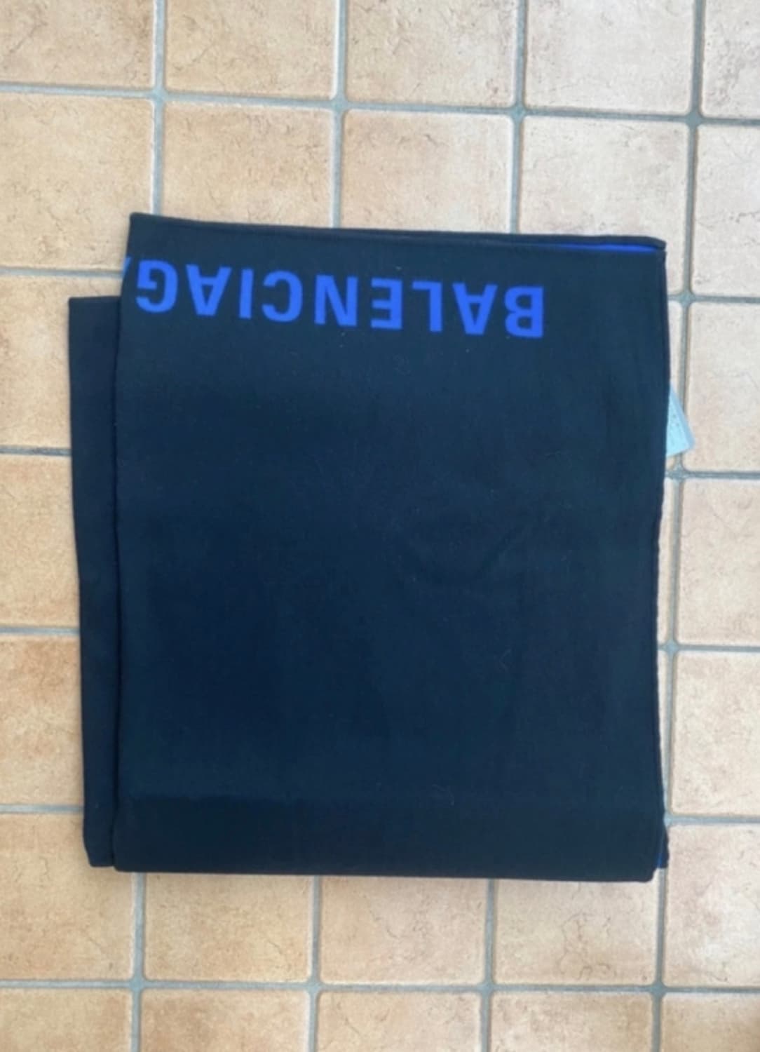 발렌시아가 양면 숄 머플러 90x185 상품이미지6