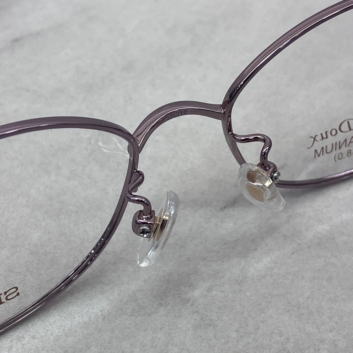 C81 세이코 SEIKO 빈티지 라일락 오벌 B-Titan 메탈테 안경 상품이미지4