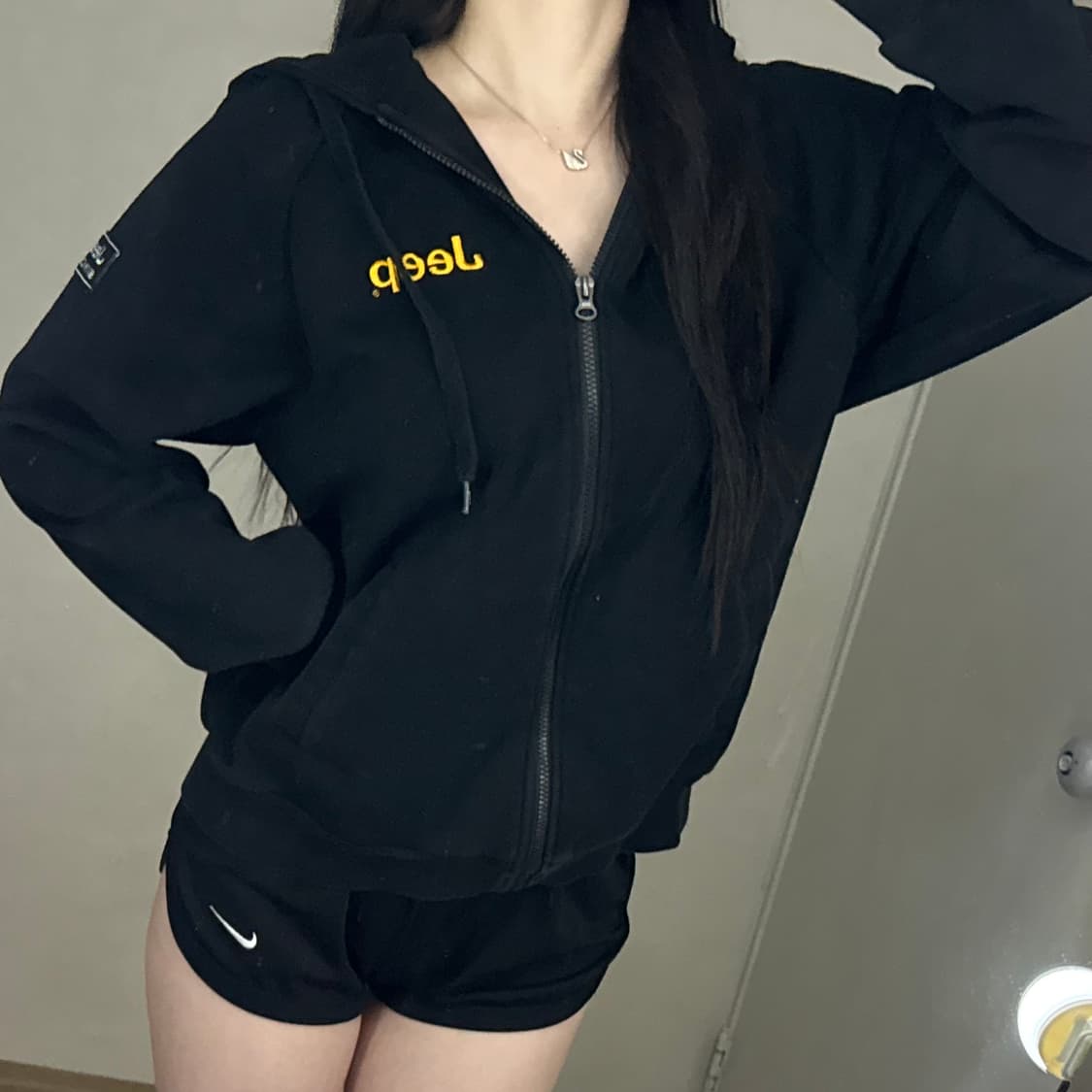 지프 옐로우 로고 후드집업 상품이미지2