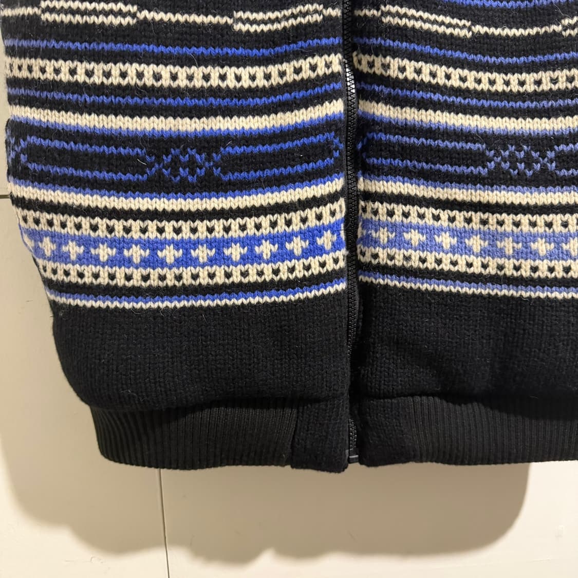 타미힐피거 니트 패딩 조끼 상품이미지3