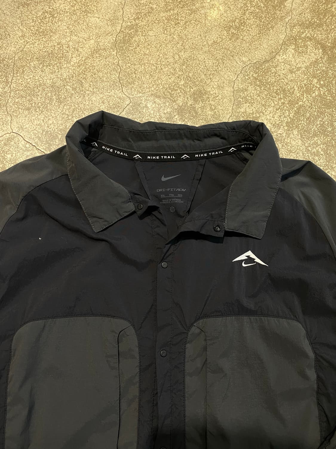 (정품) 나이키 긴팔 트레일 셔츠 상품이미지3