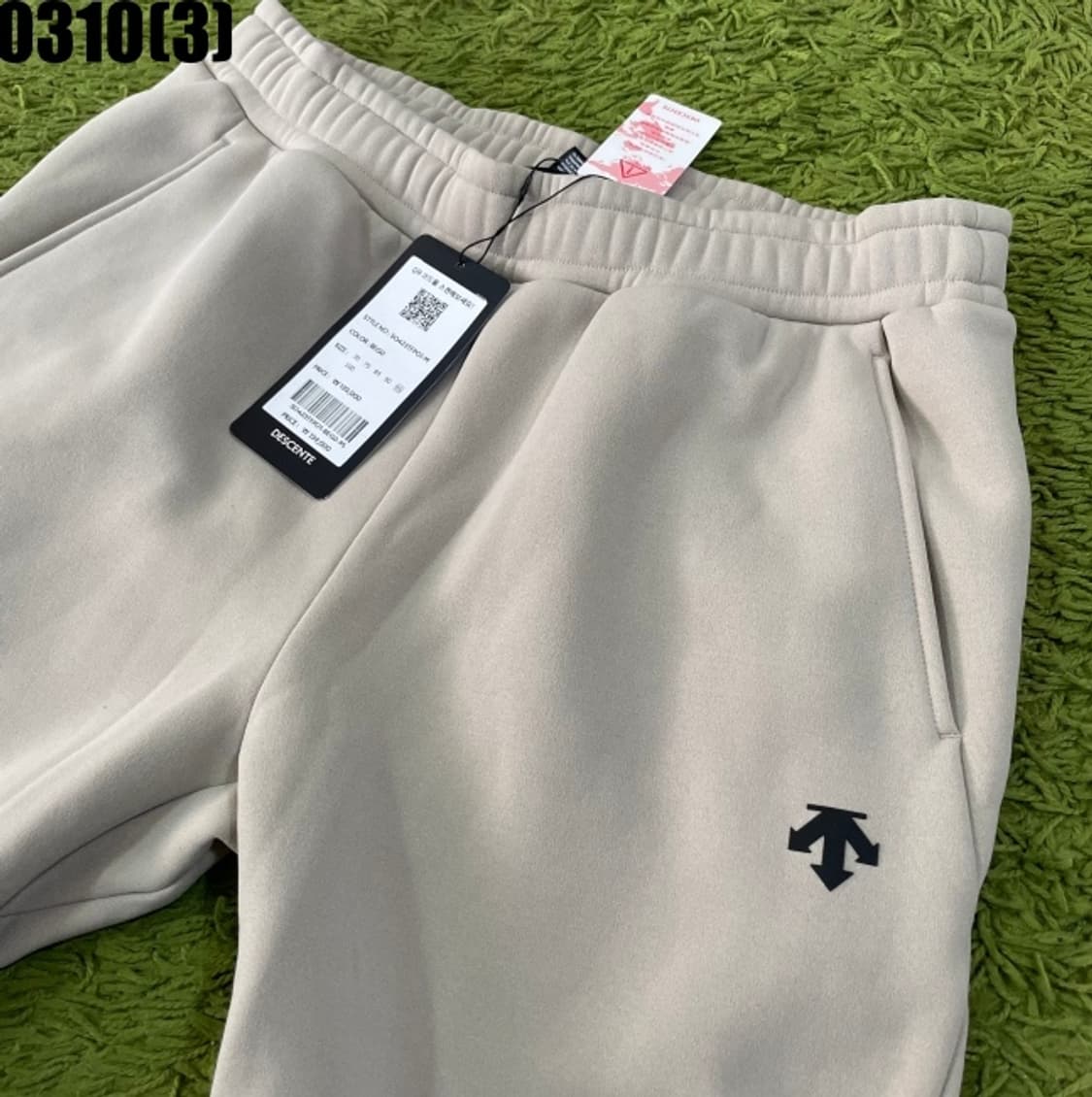 데상트 트레이닝 팬츠 상품이미지2