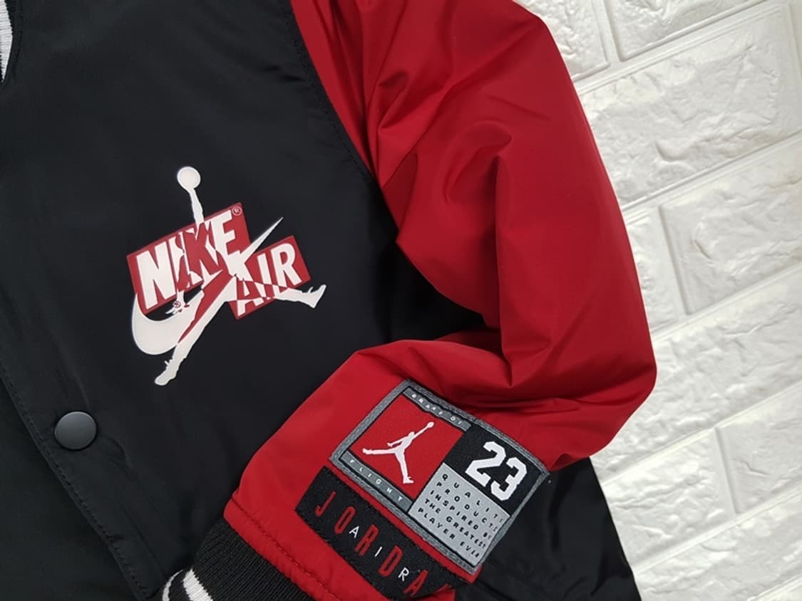 나이키 조던 패딩 야구점퍼 키즈130 (6~7세 118-122cm) 상품이미지2