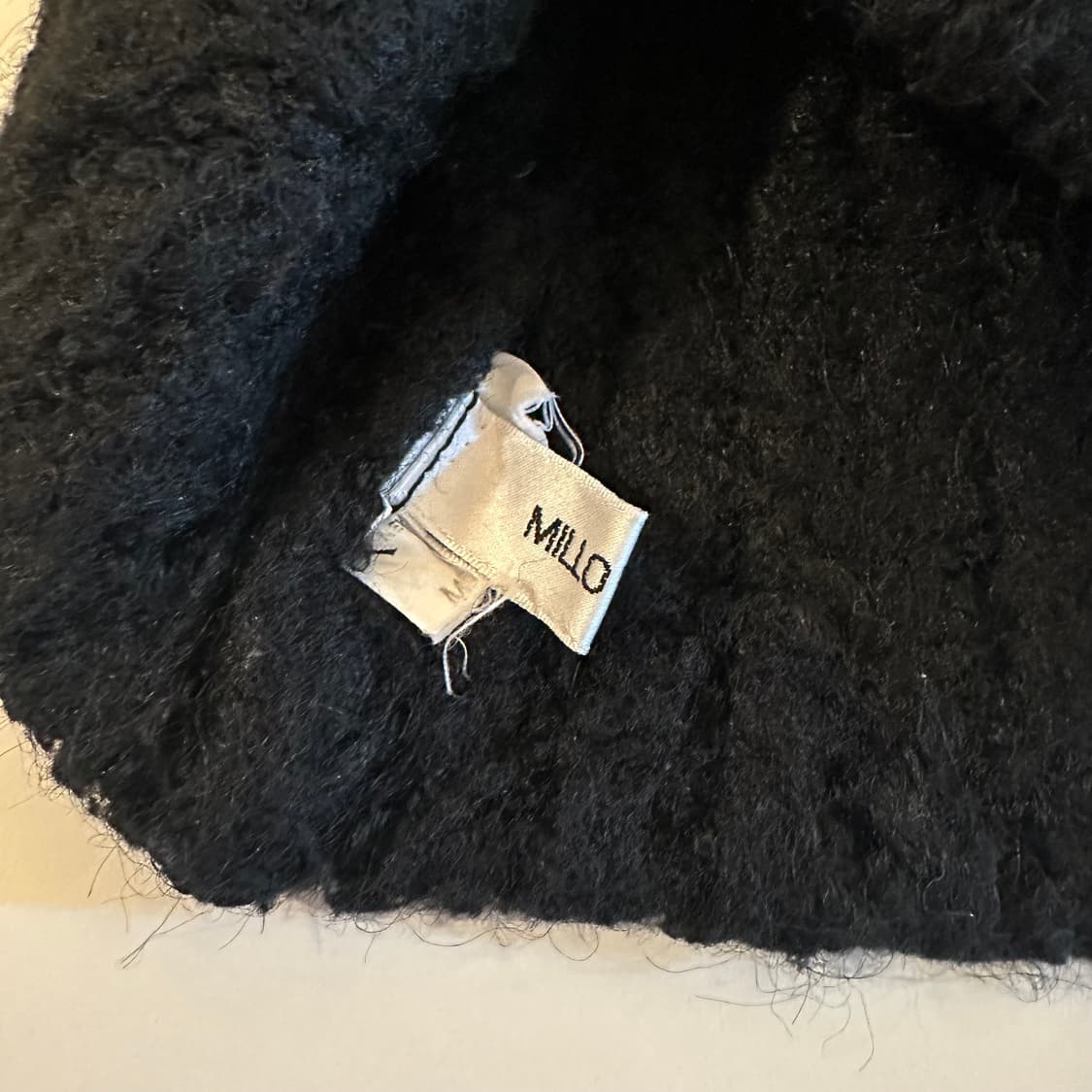 밀로 우먼 플러피 비니 블랙 상품이미지3