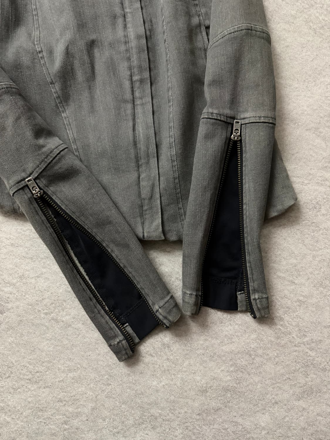 헬무트랭 비대칭 라이더 자켓 상품이미지10