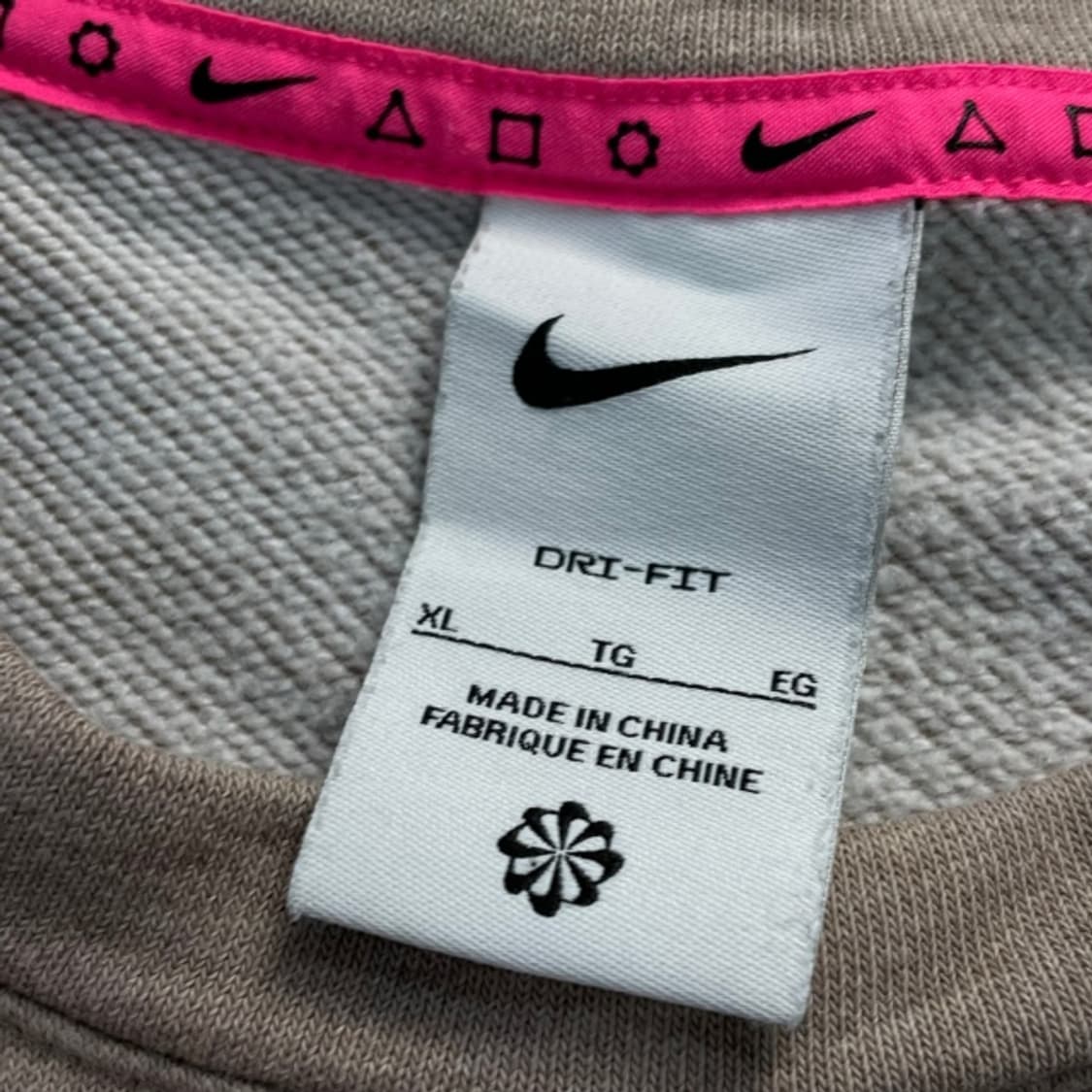 105 나이키 드라이핏 맨투맨  상품이미지3