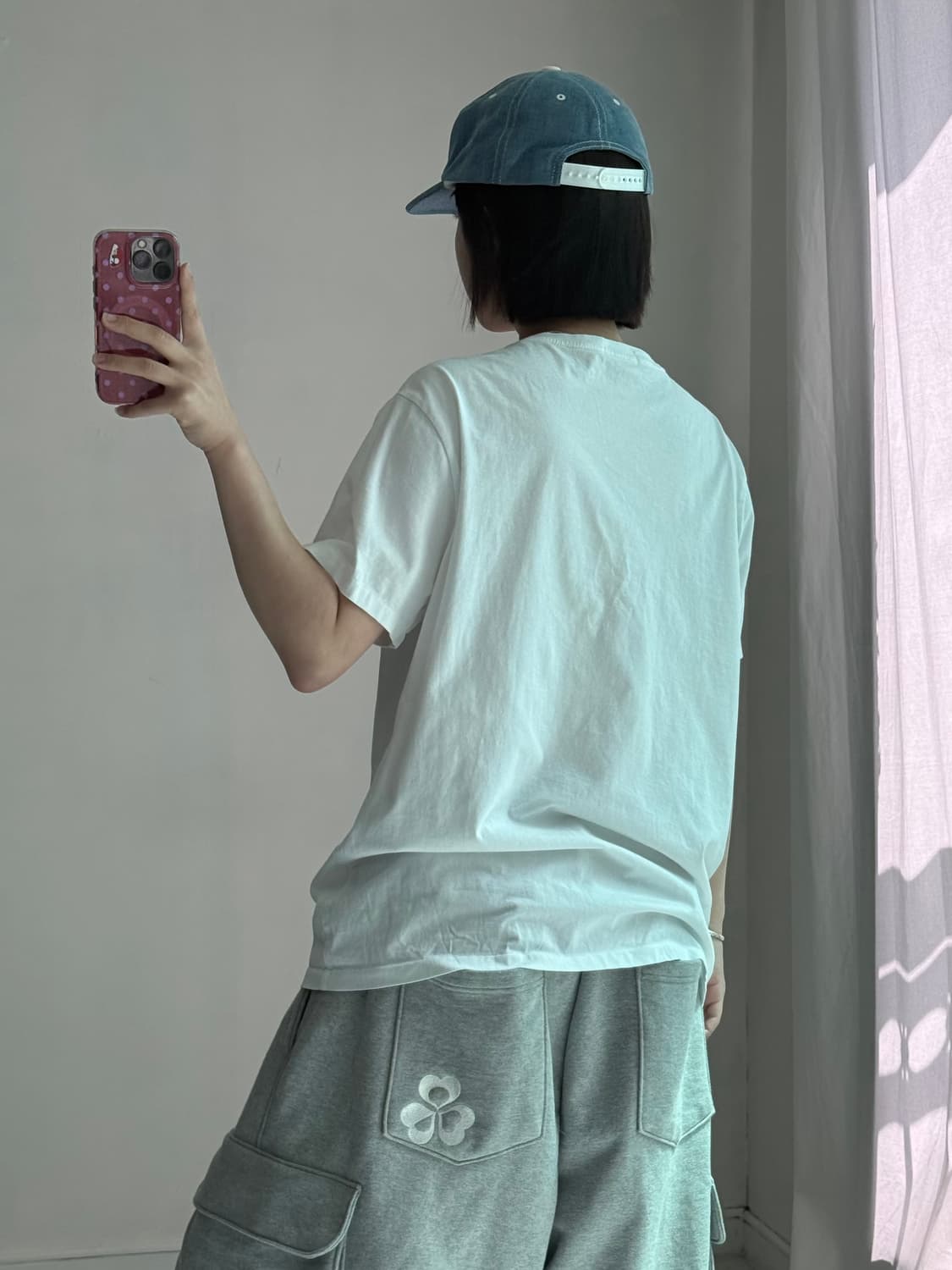 폴로 화이트 네이비 로고 반팔티 상품이미지4