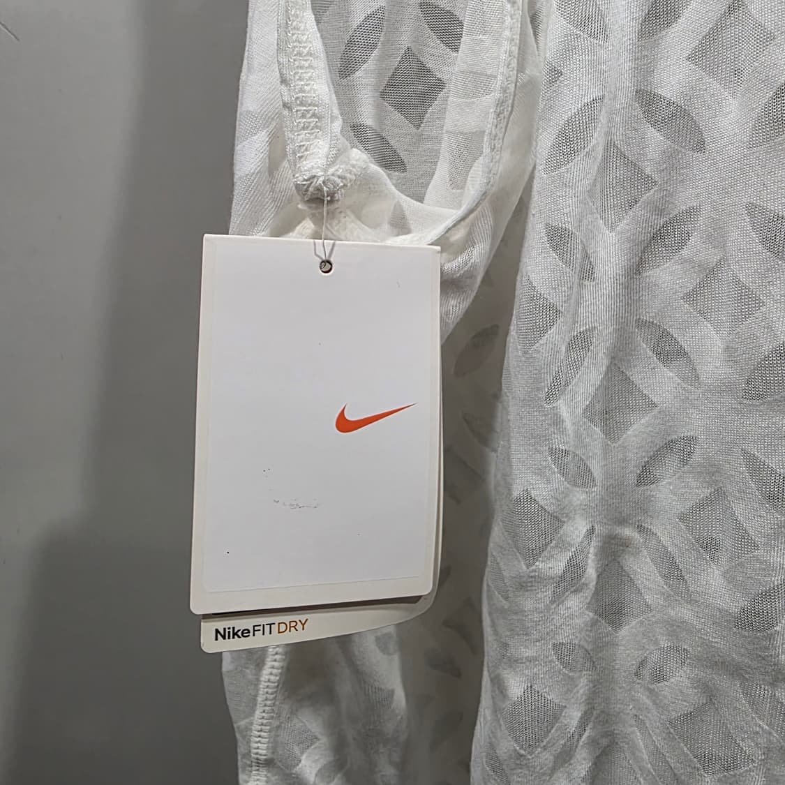 나이키 드라이핏 여성 기능성 스포츠 나시티 (새상품) 상품이미지5