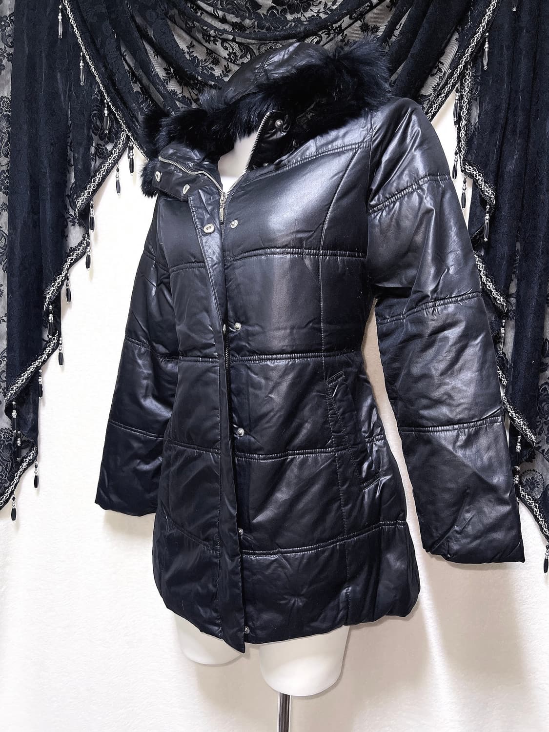 세실맥비 퍼후드 경량패딩 점퍼 자켓 오네갸루 고스펑크 고딕 시부야 00s 상품이미지1