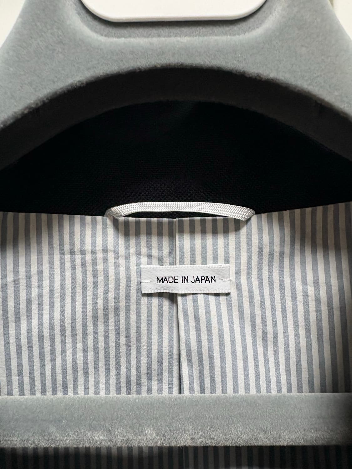 (새상품급, 정품) 톰브라운 사선 린넨 봄버 자켓 상품이미지7