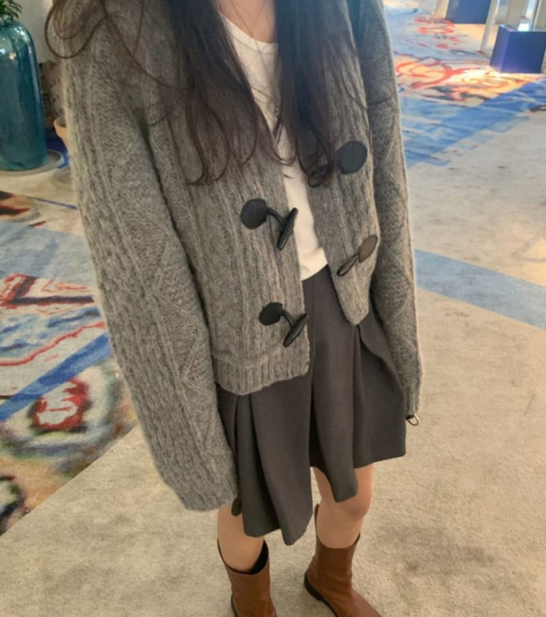 새상품) Poster 꽈배기 토글 가디건 상품이미지3