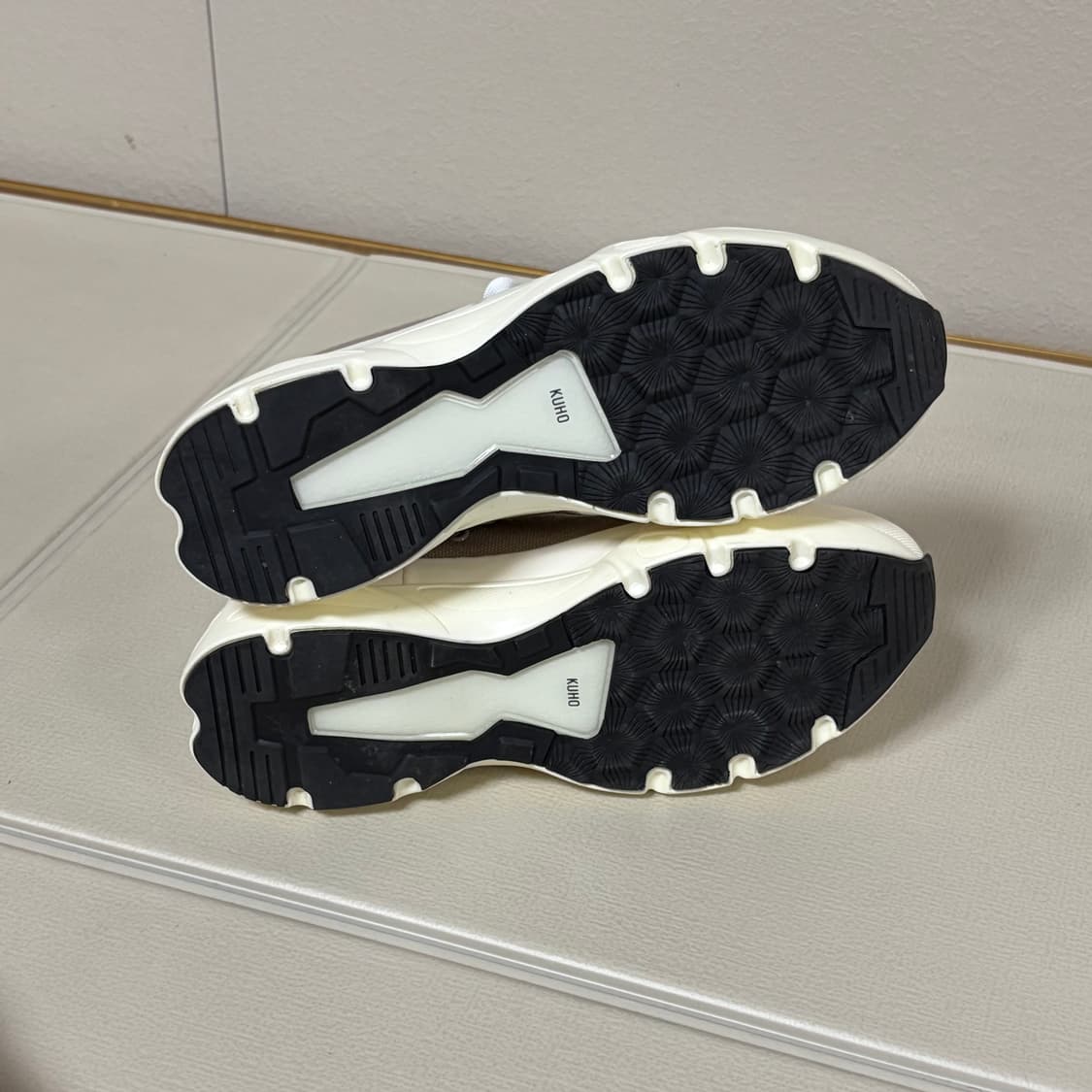 구호 스니커즈 베이지 상품이미지8