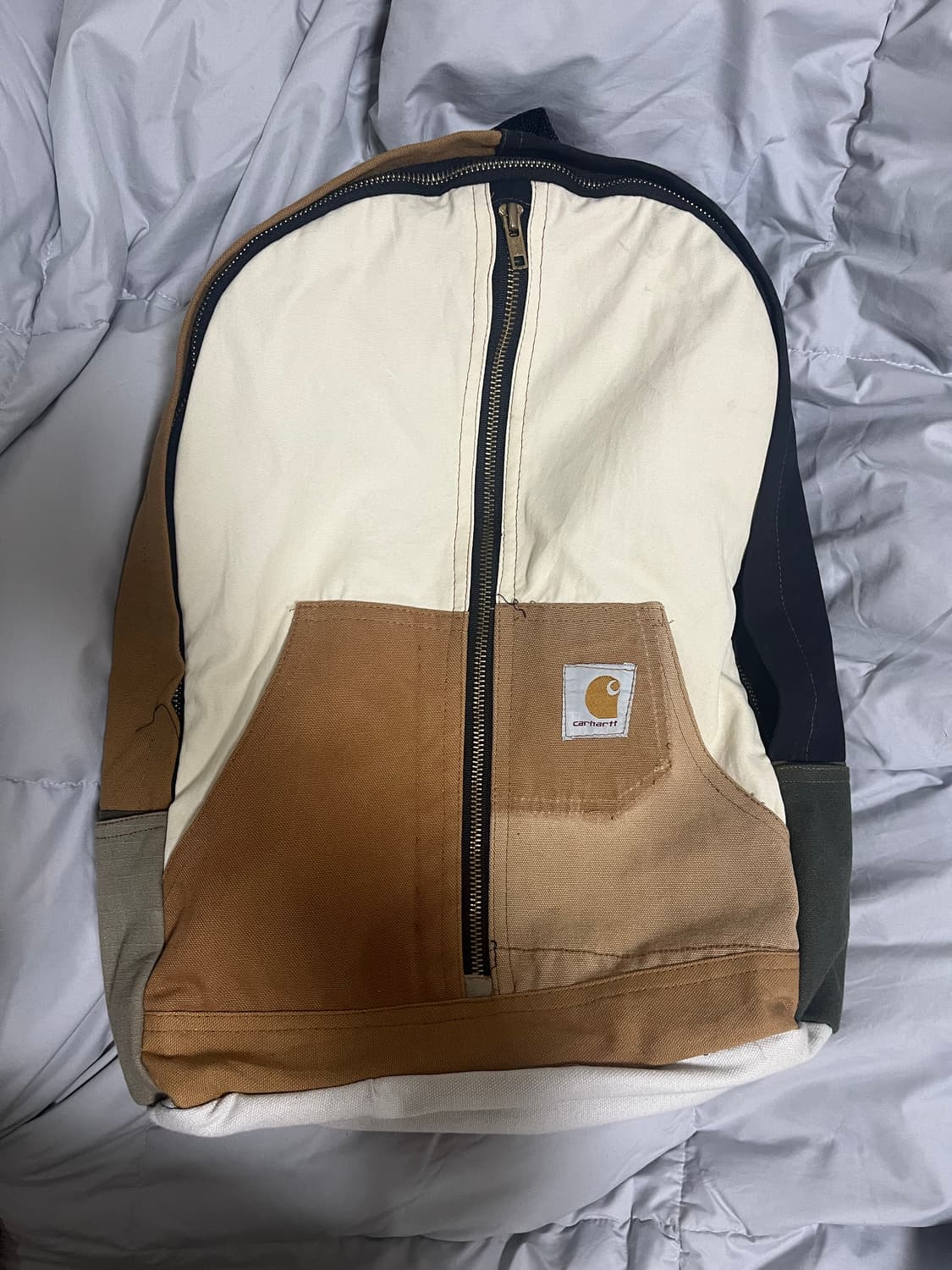 칼하트 리메이크 백팩 상품이미지1