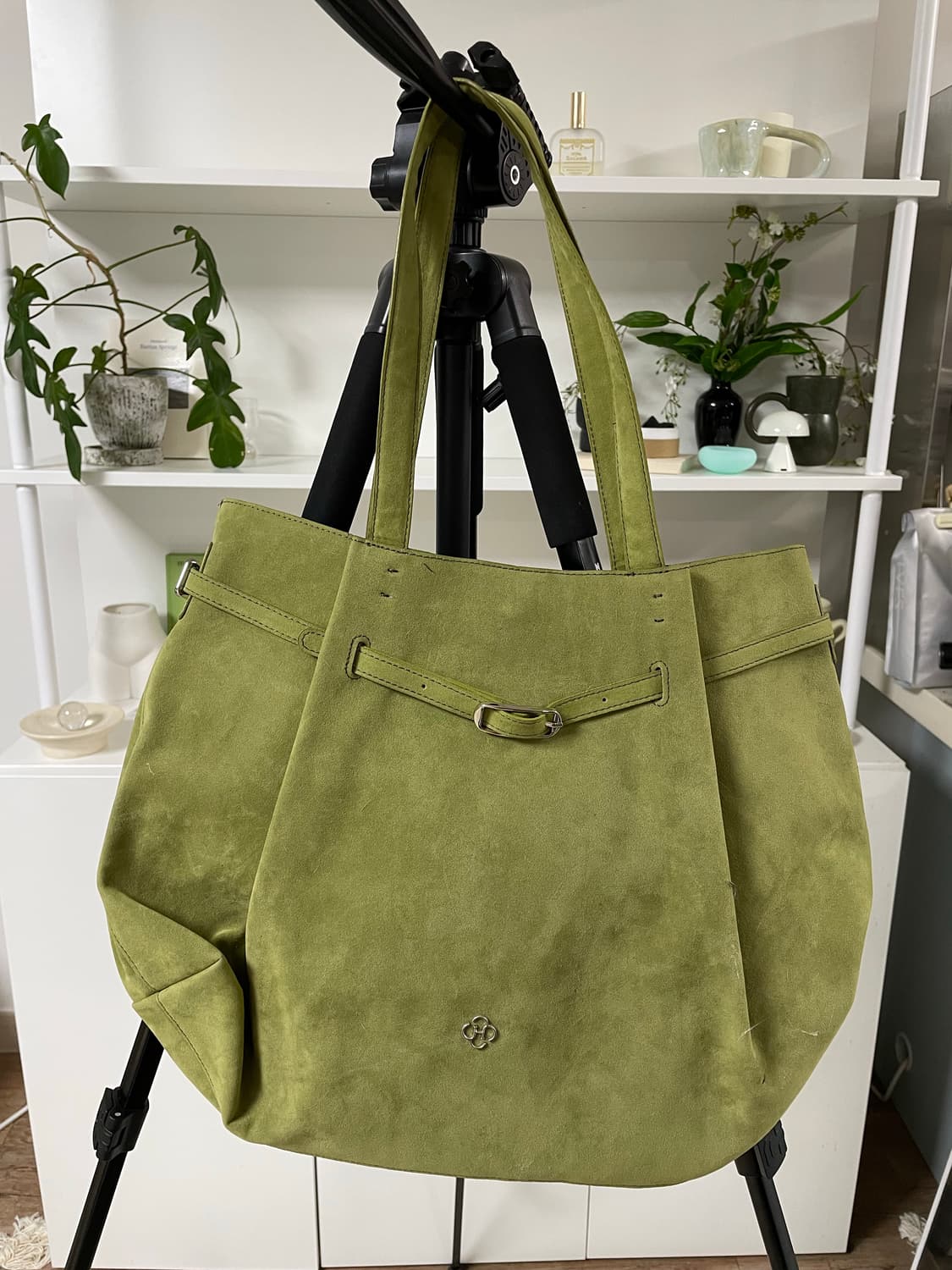 히어리 스웨이드 그린 가방 상품이미지3