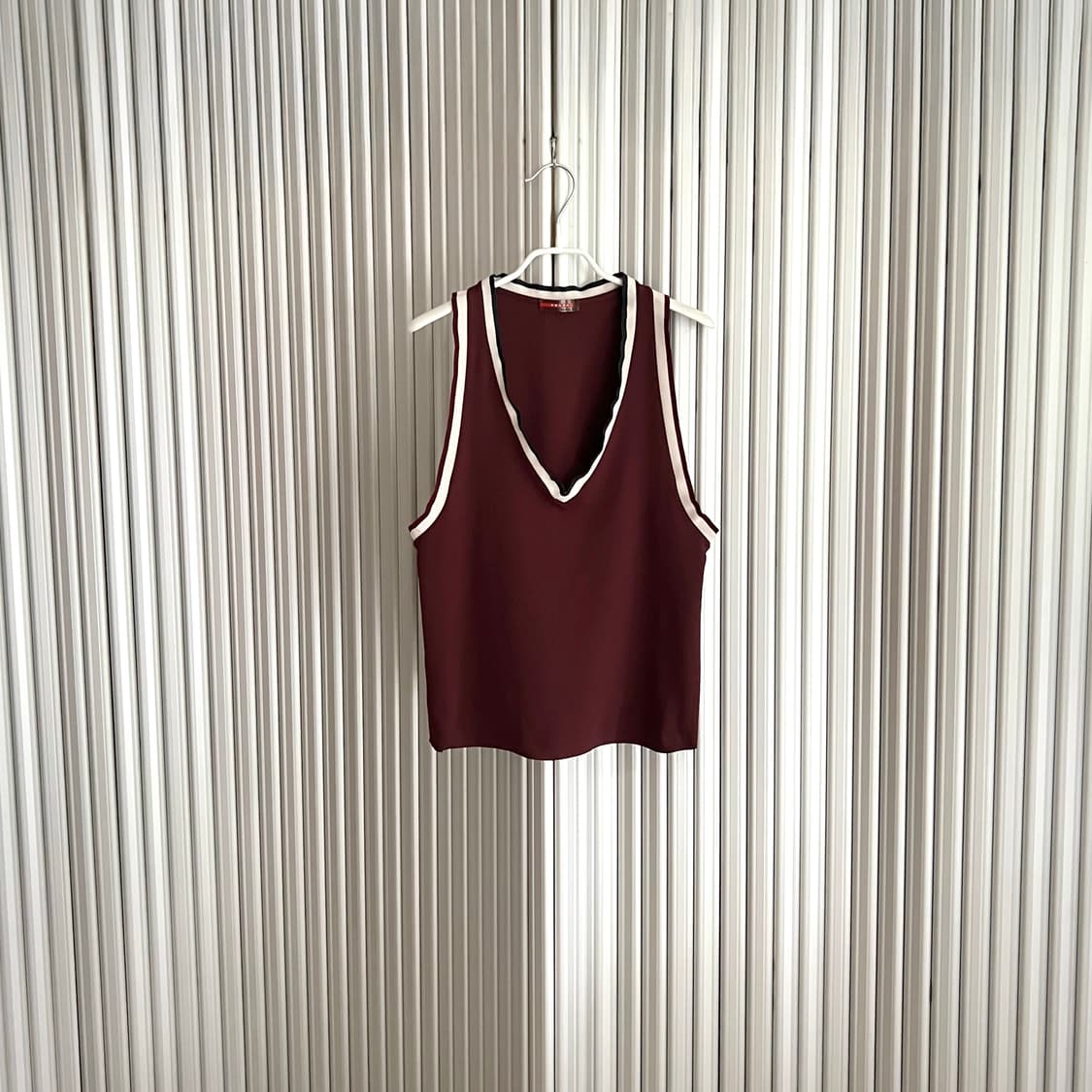 Prada sleeveless  상품이미지1