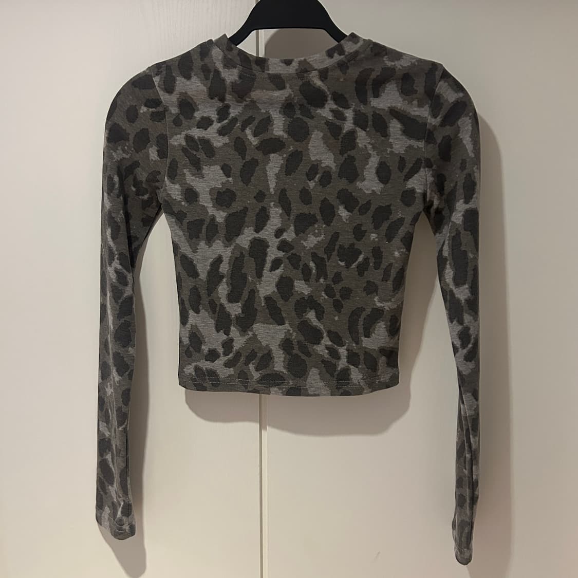 레오파드 롱슬리브 티셔츠 상품이미지2