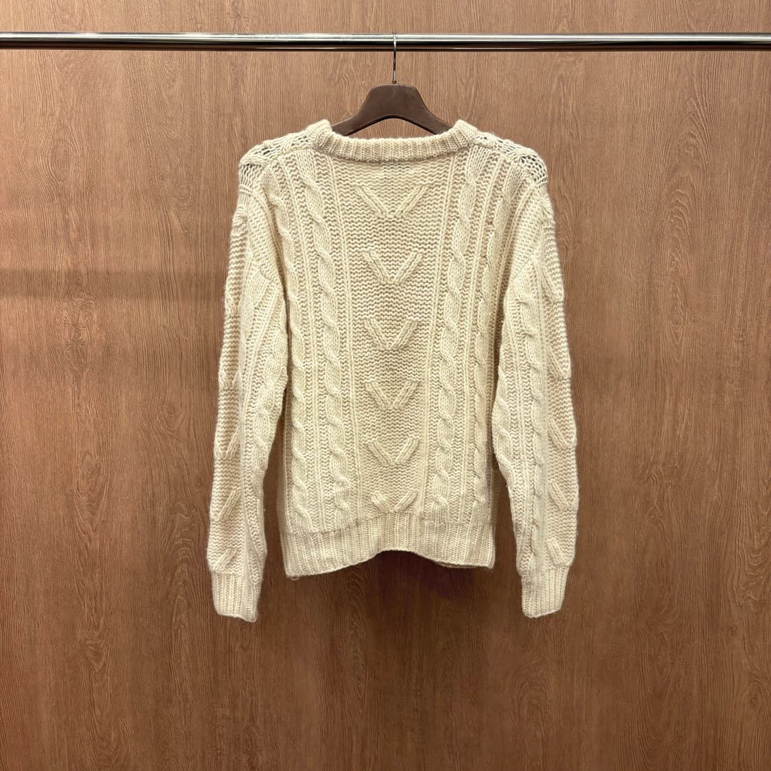 빈티지 라운드넥 긴팔 울 니트 클래식 피셔맨 케이블 패턴 디테일 아이보리 상품이미지3