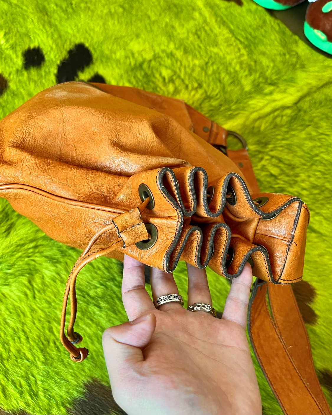 REAL MIND Japan Cowhide Old Sling Bag 상품이미지7