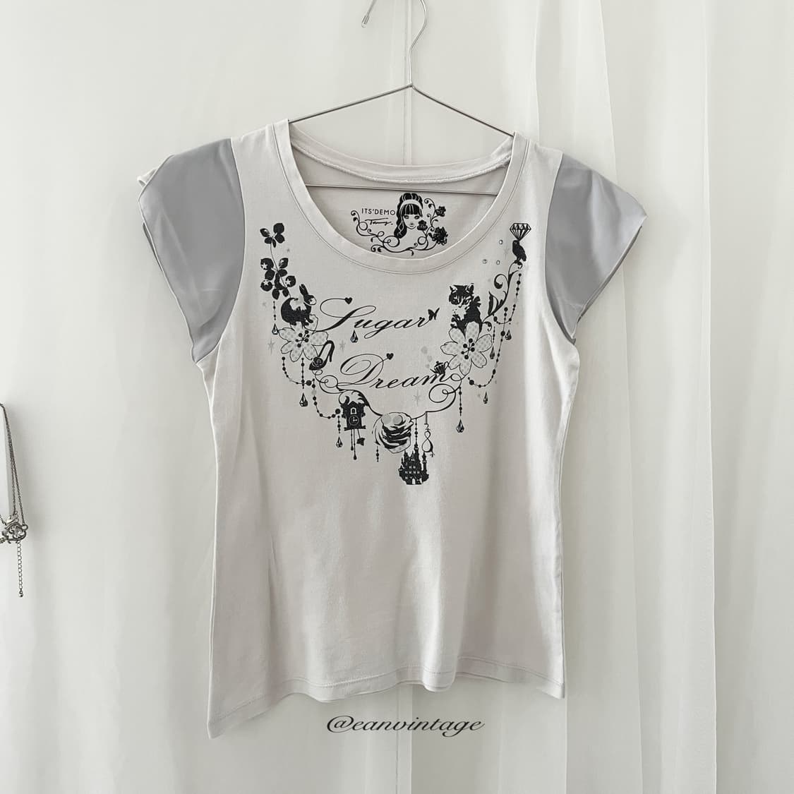 romantic printed gray top 상품이미지1