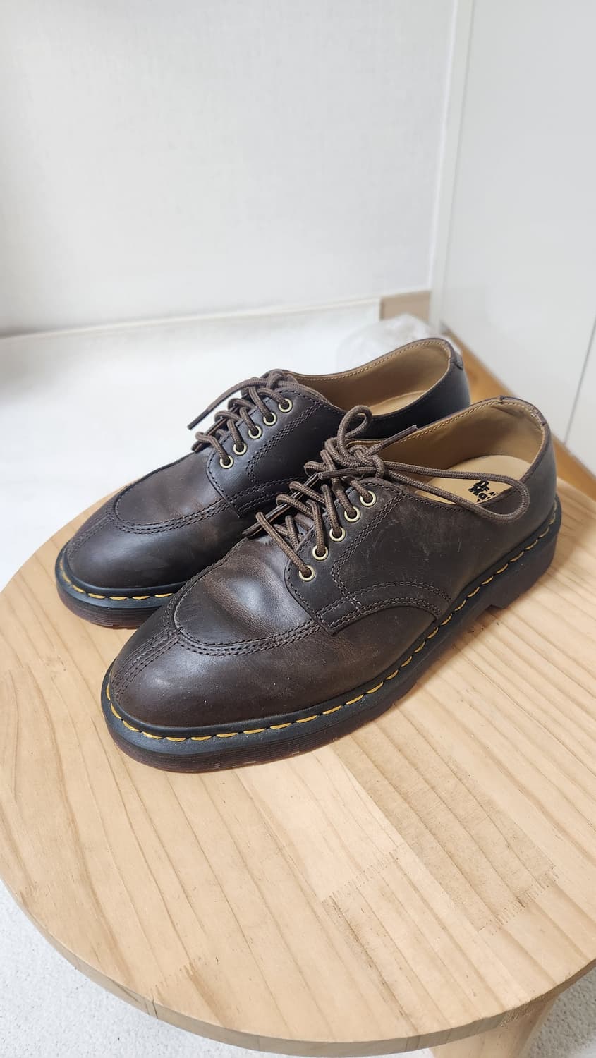 (거의새거)닥터마틴 2046 유팁 브라운 로퍼 250 상품이미지2