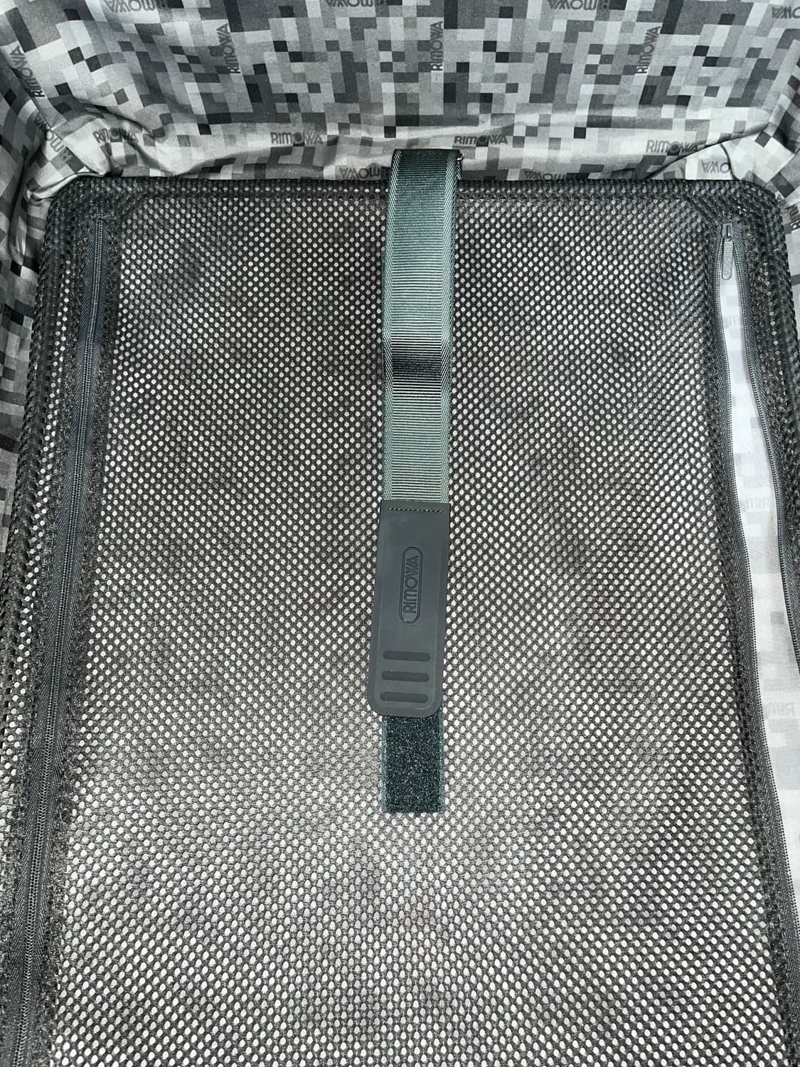 리모와 70 E-TAG (RIMOWA SALSA E-TAG) 무광블랙 상품이미지9