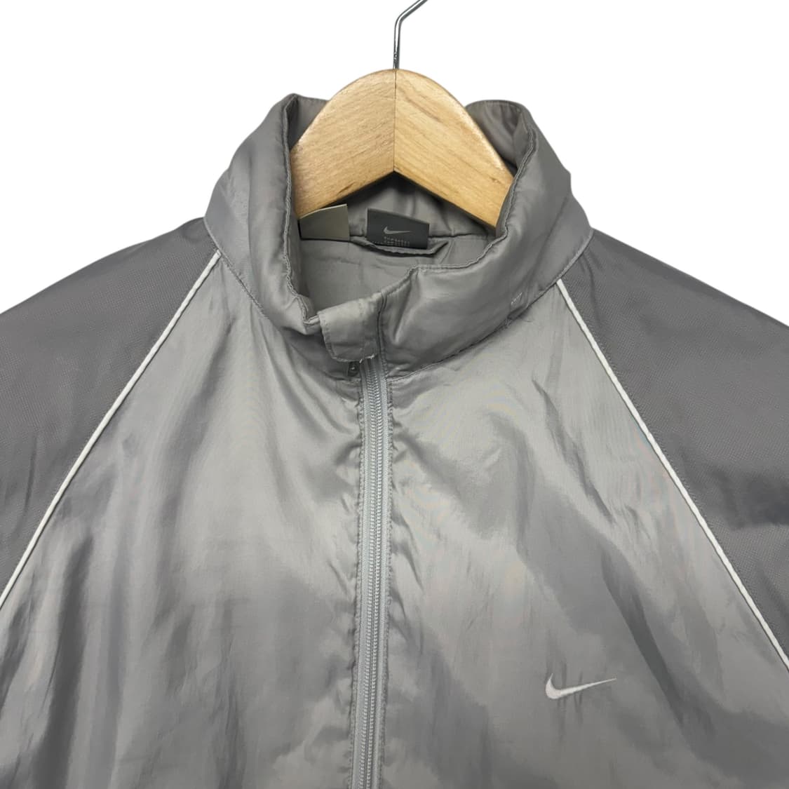 나이키 스우시 바람막이 라이트실버 상품이미지2