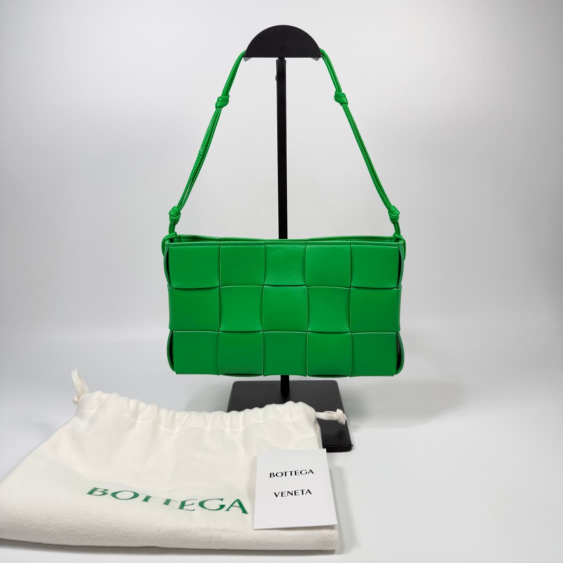 보테가베네타 인트레치아토 카세트 숄더백 상품이미지1