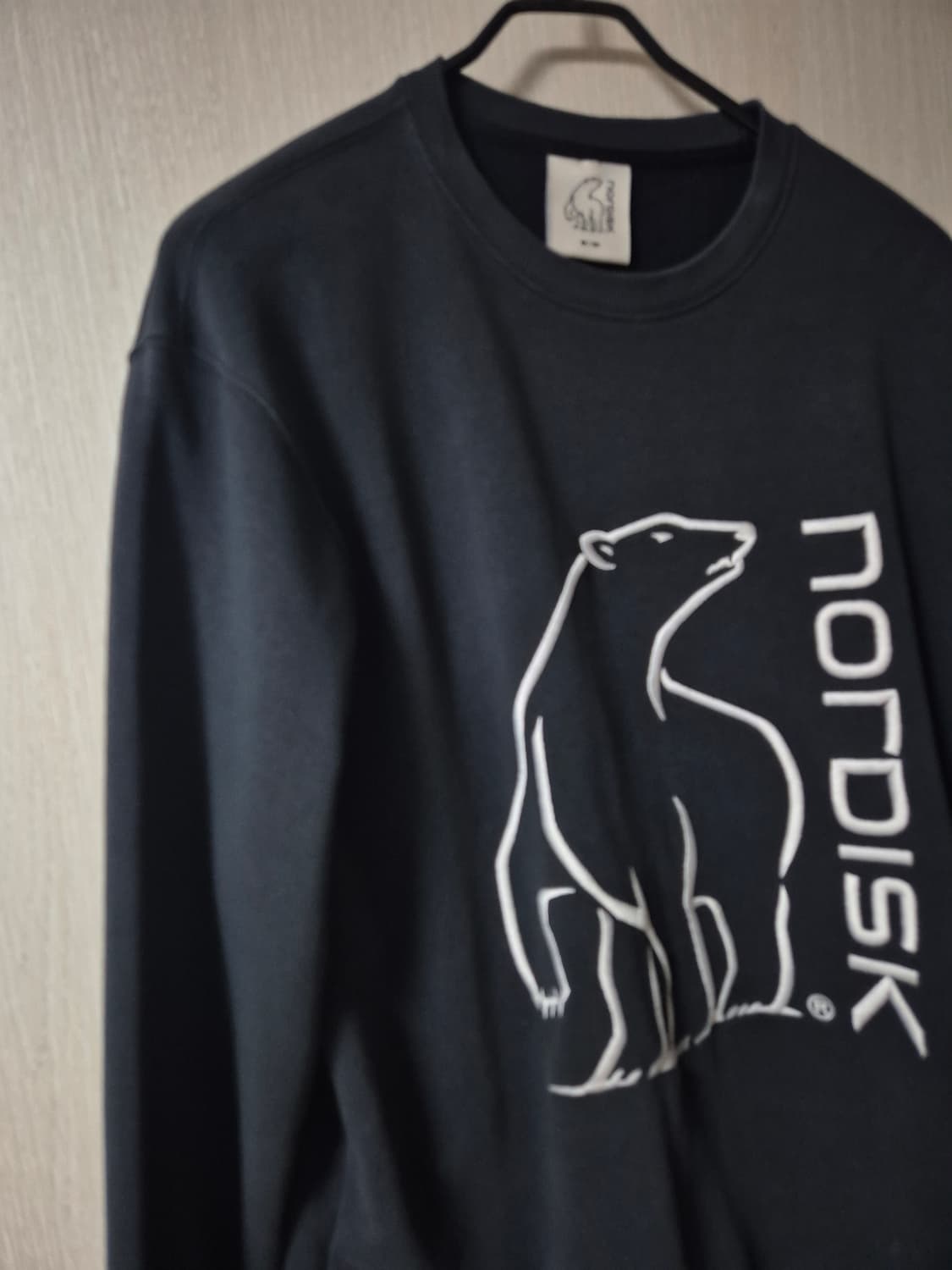 (22년) 노르디스크 빅폴라 베어 맨투맨 티셔츠 블랙 M 상품이미지3