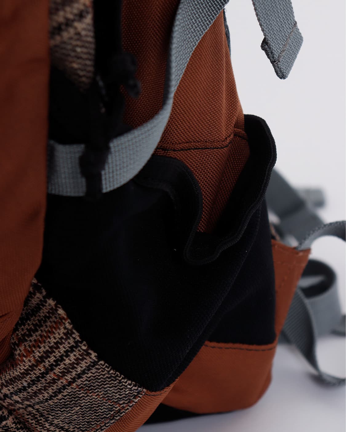 [COLUMBIA] 클래식 체크 테크 데이팩 상품이미지7