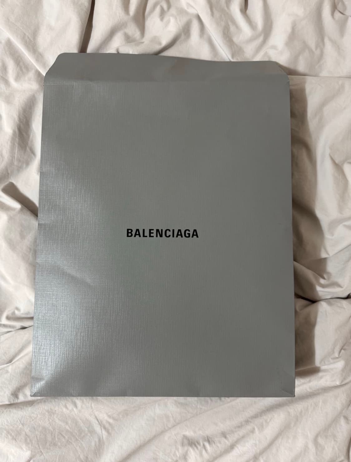 [S] 발렌시아가 미디엄핏 후디 블랙 상품이미지8