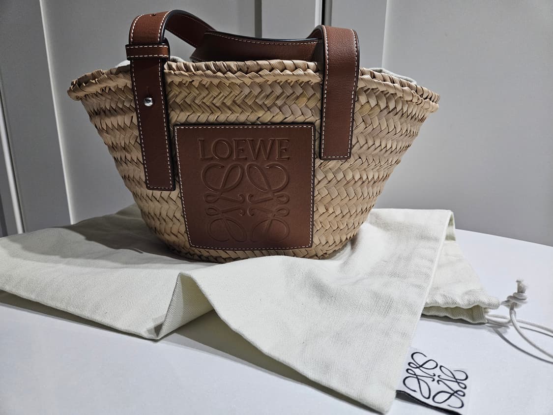 로에베 라탄 스몰 상품이미지1