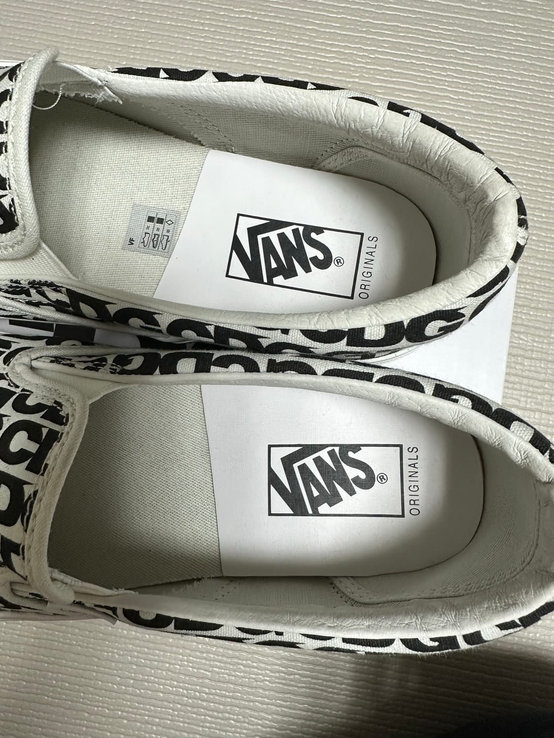 CDG 꼼데가르송 반스 슬립온 상품이미지3