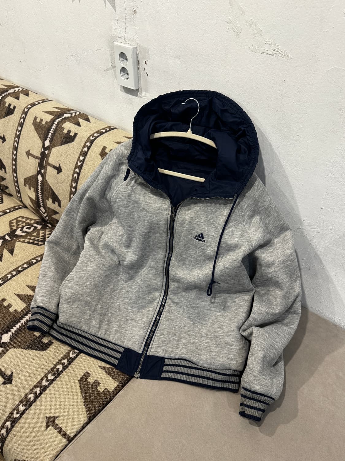 아디다스 리버시블 나일론 후디 점퍼 네이비 상품이미지1