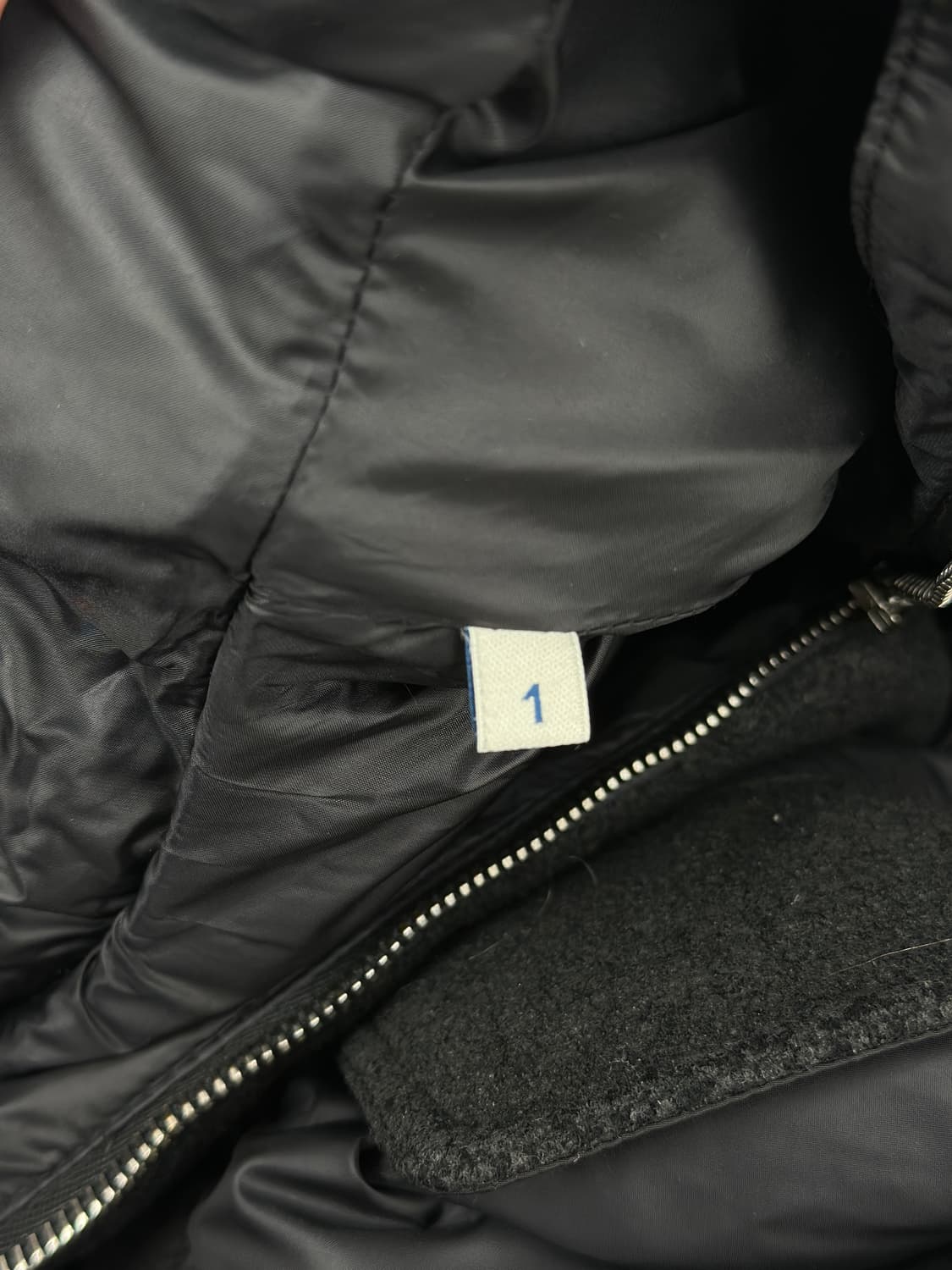 몽클레어 모미지 구스다운 베스트 상품이미지8