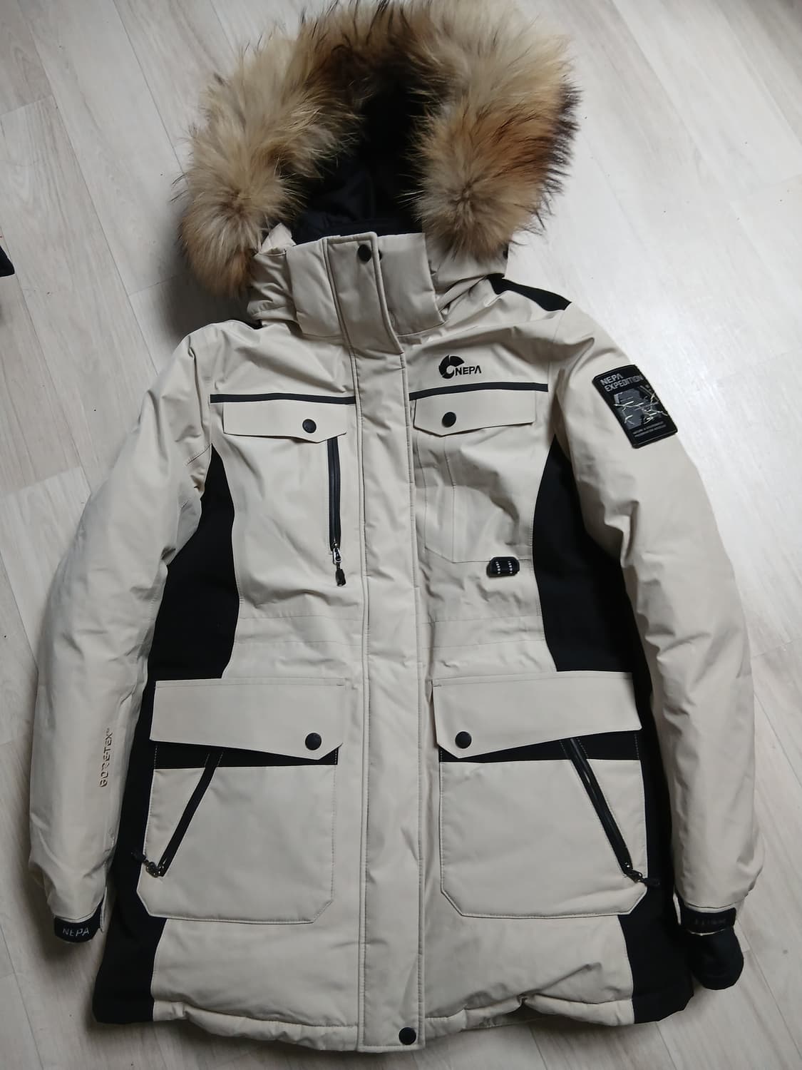 네파고어텍스구스패딩90 상품이미지1