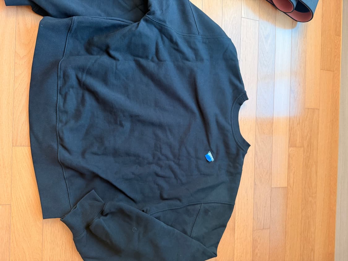 아더에러 맨투맨 상품이미지2