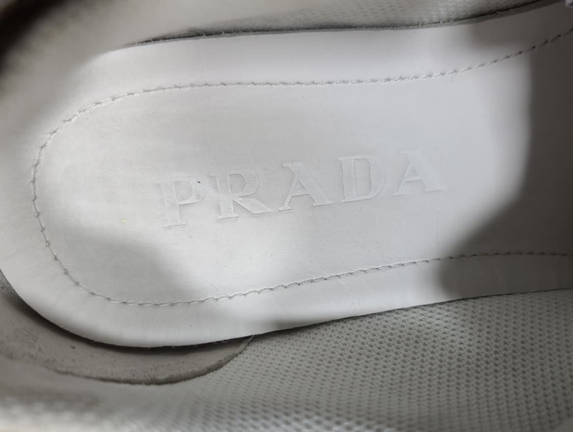 프라다(PRADA) 벨크로 스니커즈 38사이즈(240) 상품이미지8