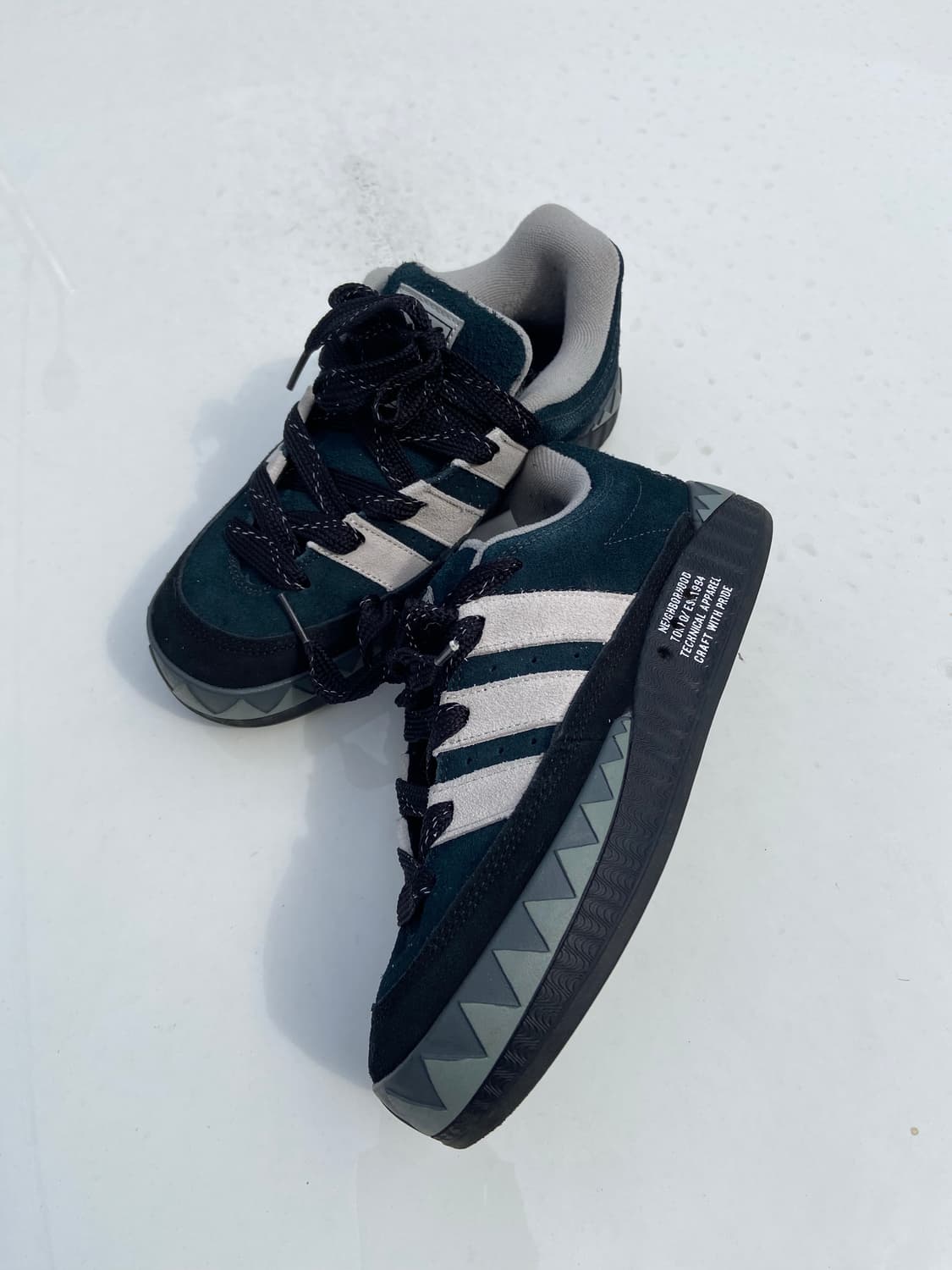 Adidas x Neighborhood 네이버후드 x 아디다스 스니커즈 상품이미지1