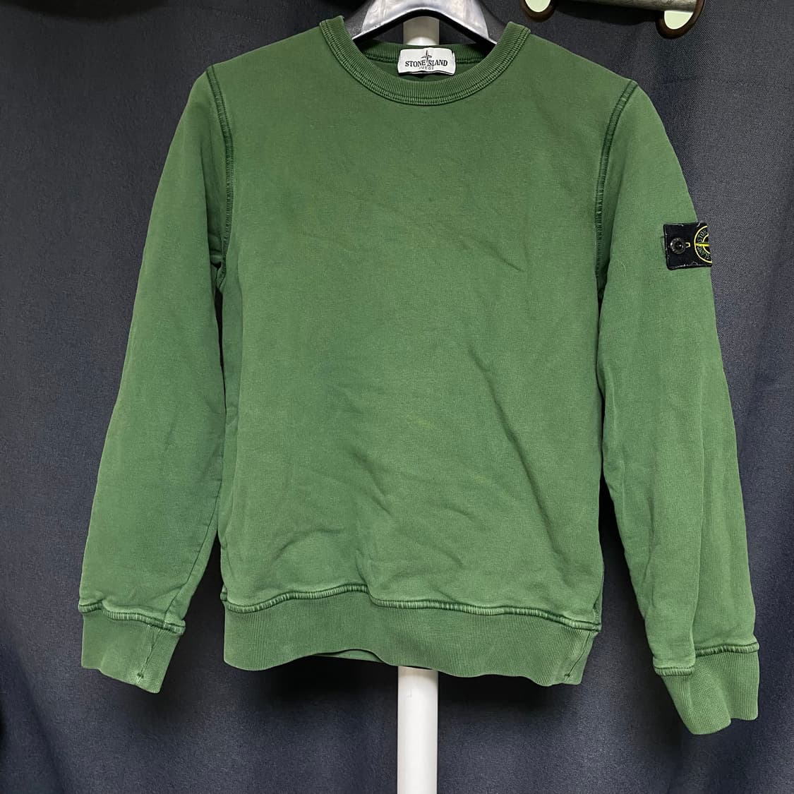 스톤아일랜드 키즈 맨투맨 그린 상품이미지1