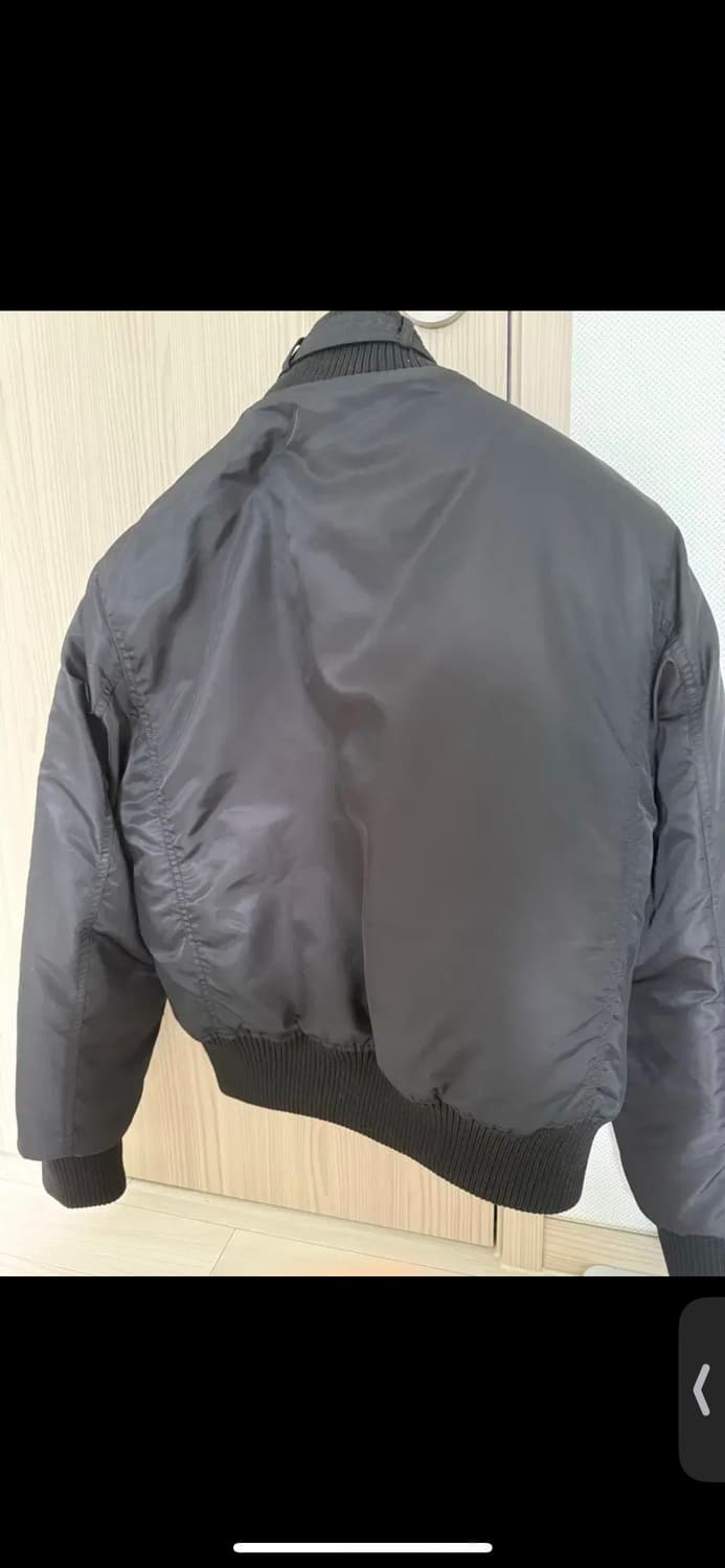 아캄 하이넥 봄버 상품이미지2