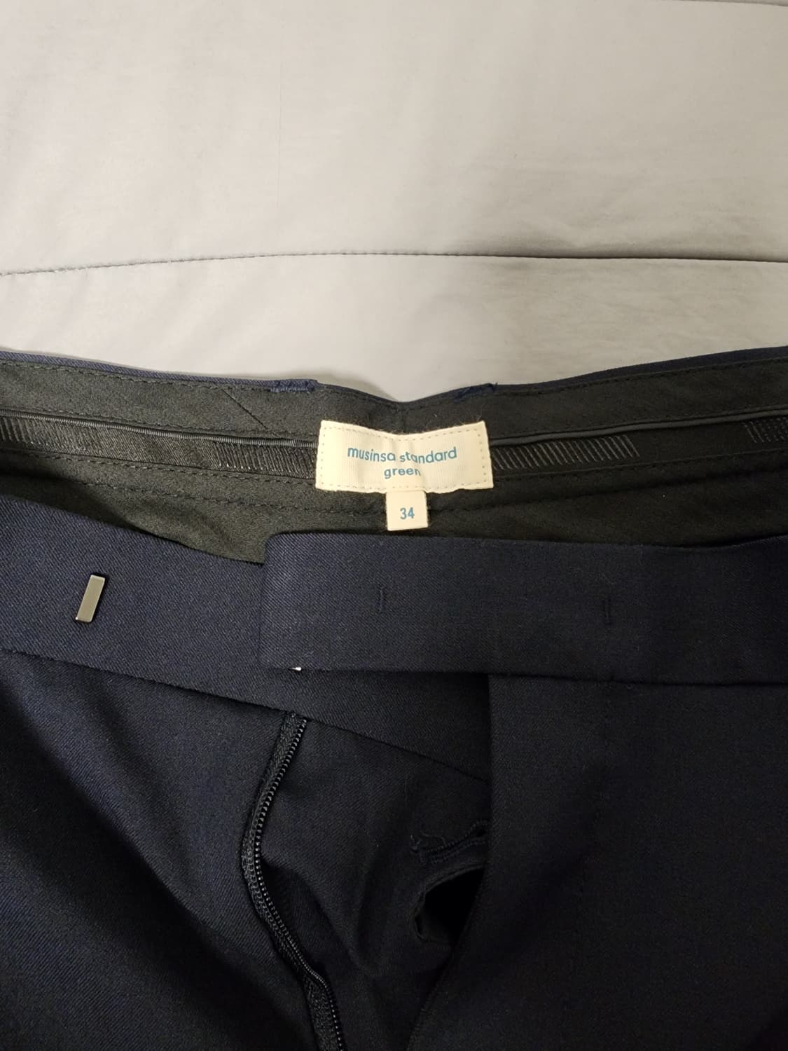 (34)무신사 스탠다드 네이비 슬랙스 상품이미지2