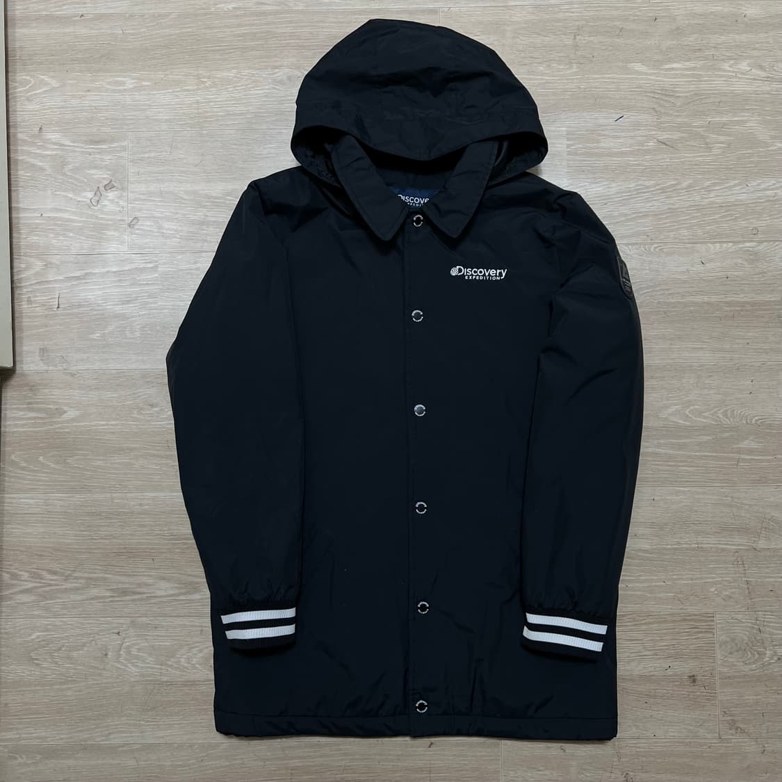 디스커버리 키즈 패치 후드 바람막이 코치자켓 [블랙] 150 상품이미지1