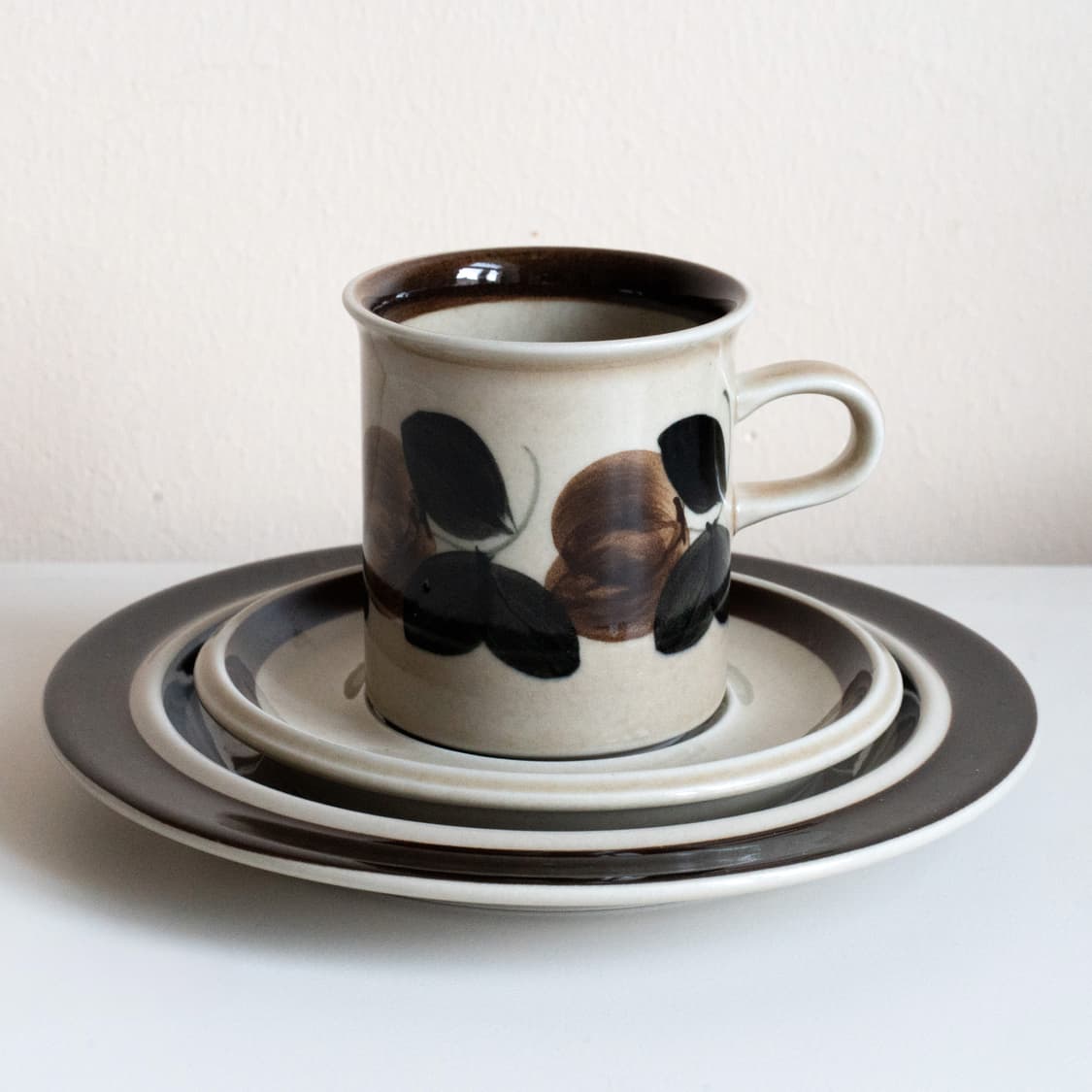 아라비아핀란드 루이자 톨컵 소서 트리오 3 상품이미지1