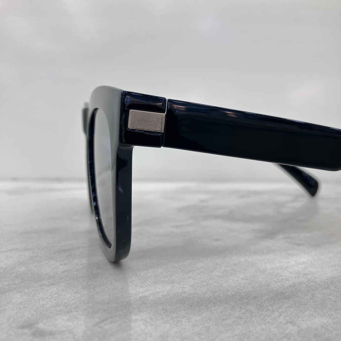 B98 흄 HUM 와이드 블랙 소두 미러 선글라스 상품이미지7