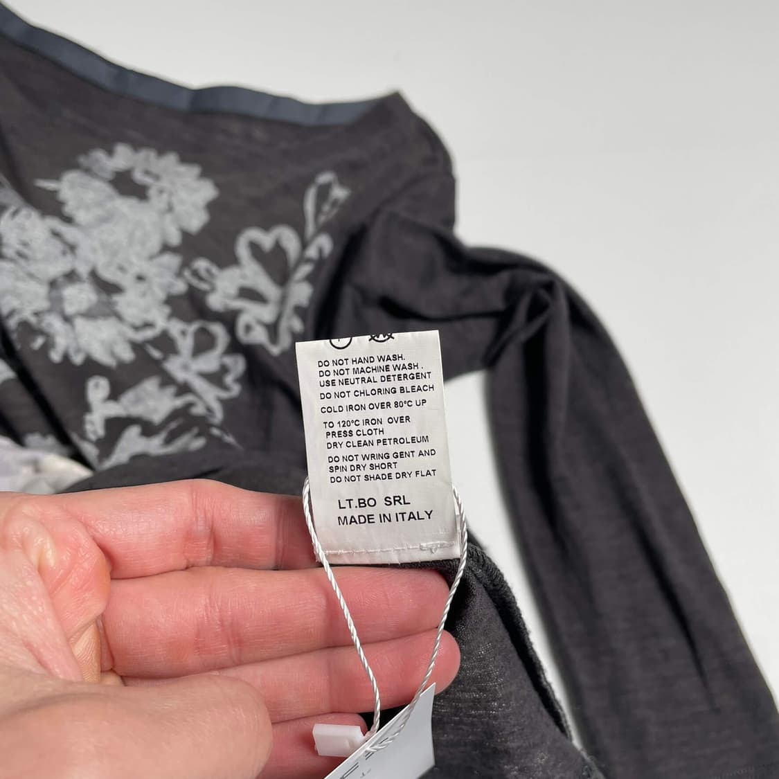 플라워 프린트 서클 패치 롱슬리브 (italy made) 상품이미지6