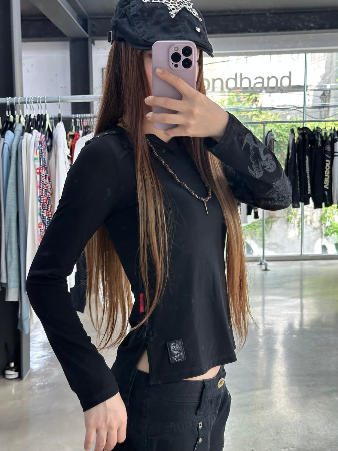 오즈온 Ozz on 오리엔탈 드래곤 스터드 슬릿 롱슬리브 상품이미지1