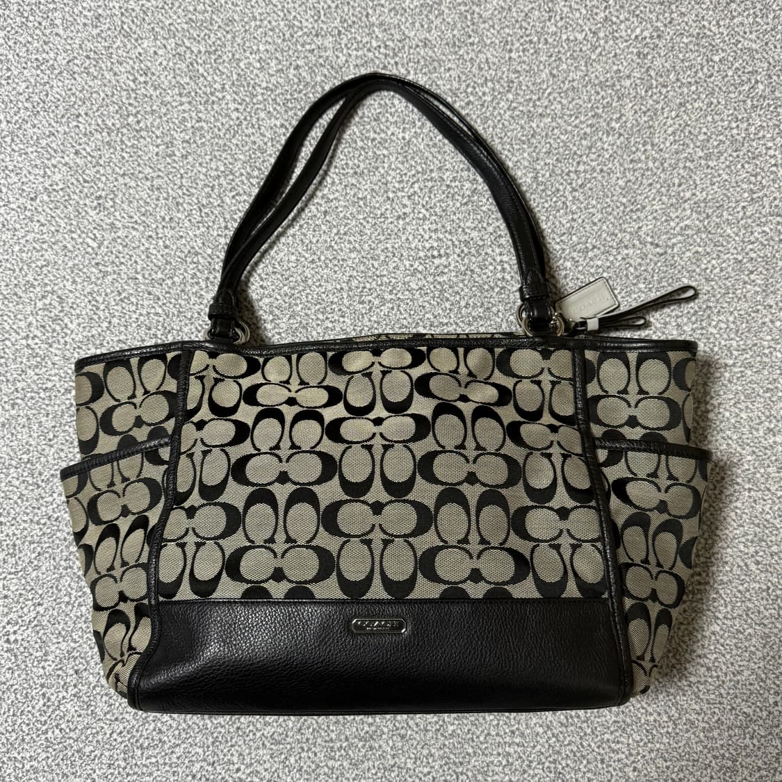 Coach 시그니처 토트백 상품이미지4
