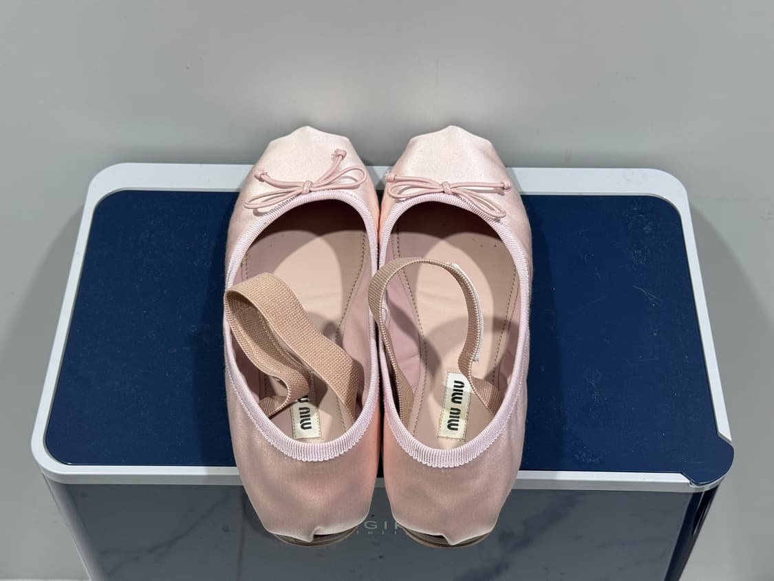 미우미우 발레리나 플랫 슈즈 35 상품이미지2